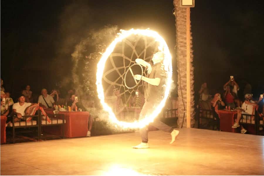 Dubai: Experience 60 Minutes Quad bike & BBQ Dinner - Tanoura, fire, and belly dance shows