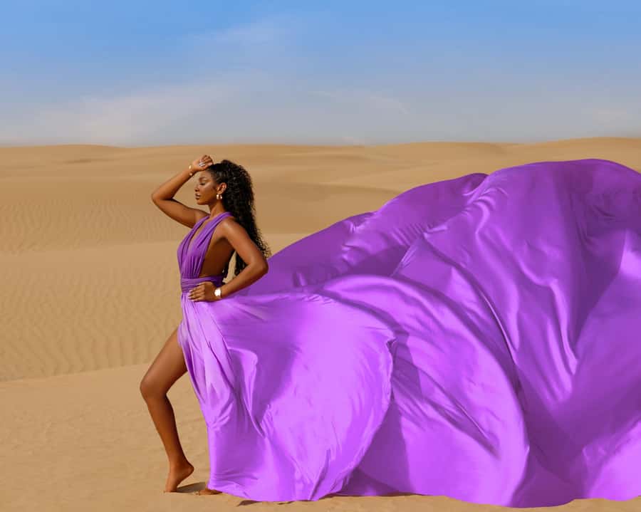 Dubai: Flying Dress Photoshoot Experience - Choosing two dresses from 12 colors