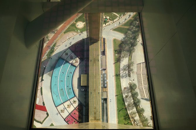 Dubai: Frame Tickets, Creek, Souks & Blue Mosque Guided Tour - Al Fahidi: the old neighborhood deserves more time