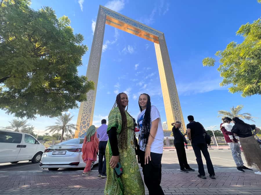 Dubai: Future Museum, Burj Al Arab, and Dubai Frame Tour - Dubai Frame: a quick look at old and new