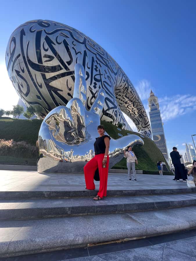 Dubai: Future Museum, Burj Al Arab, and Dubai Frame Tour - Gold Souk and Spice Souk: the most grounded part of the route