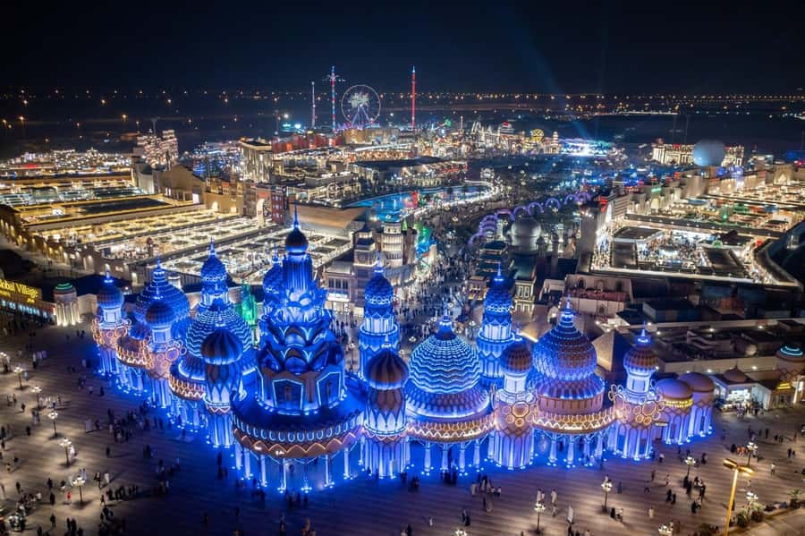 Dubai: Global Village Entry Ticket with Hotel Transfers - How long you need inside