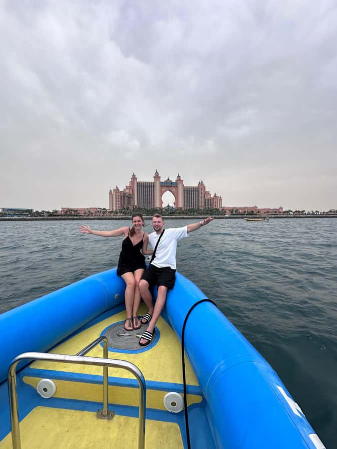 Dubai: Guided Speedboat Tour with City Sights & Ice Cream. - Why sunset timing matters