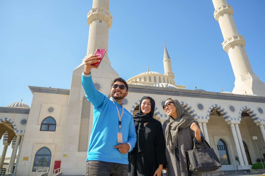 Dubai: Half-Day City Tour with Blue Mosque, Creek, and Souks - A quick way to see Dubai’s two personalities