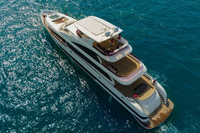 Dubai Harbour Super Yacht Experience with gourmet & Drinks - Palm Jumeirah, Atlantis, and the Palm Dropzone