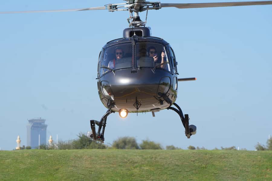 Dubai: Helicopter Ride, Old Town Walking Tour, Abra & Snacks - Timing, comfort, and small practical matters
