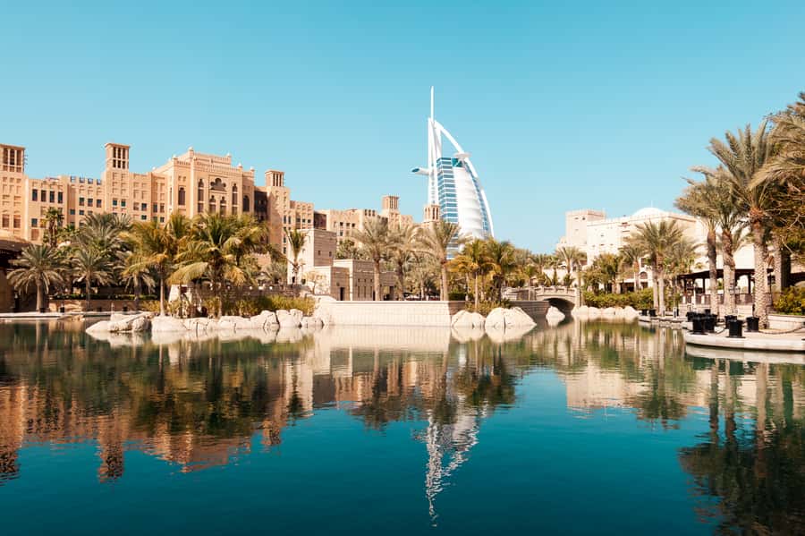 Dubai Heritage & Burj Khalifa Experience - Jumeirah Mosque and a carefully timed photo stop