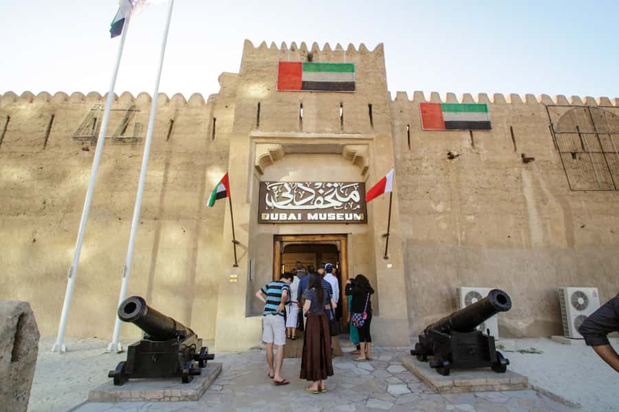 Dubai: Historic City Highlights Day Trip - Guides can make or break the pace