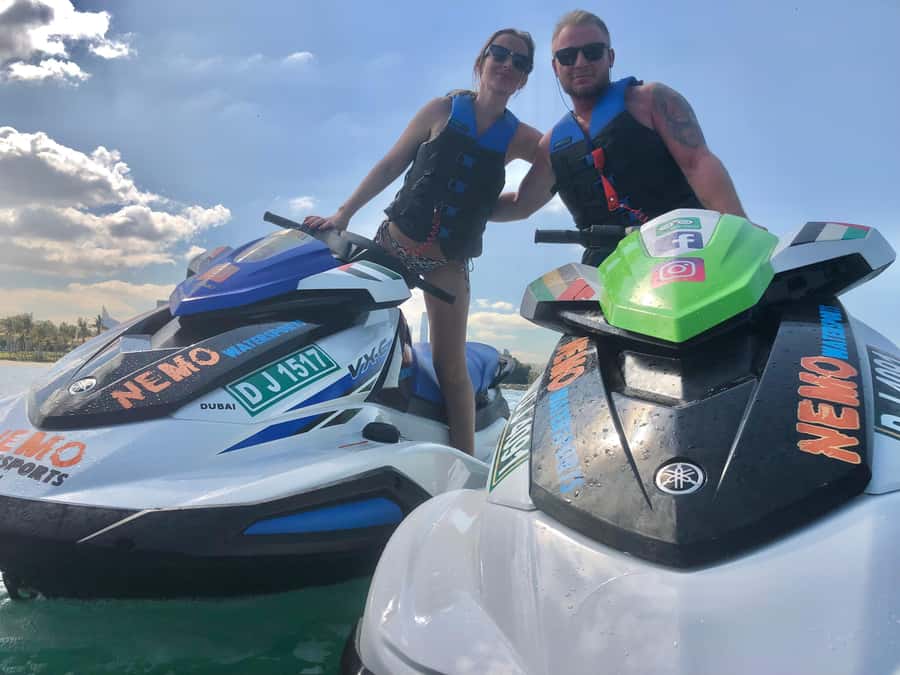 Dubai Jet Ski: Burj Khalifa, Burj Al Arab, Pics & Ice Cream! - Timing and practical preparation