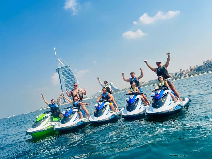 Dubai: Jet ski & Flyboard in Dubai Free Ice Cream - Practical details that affect your hour