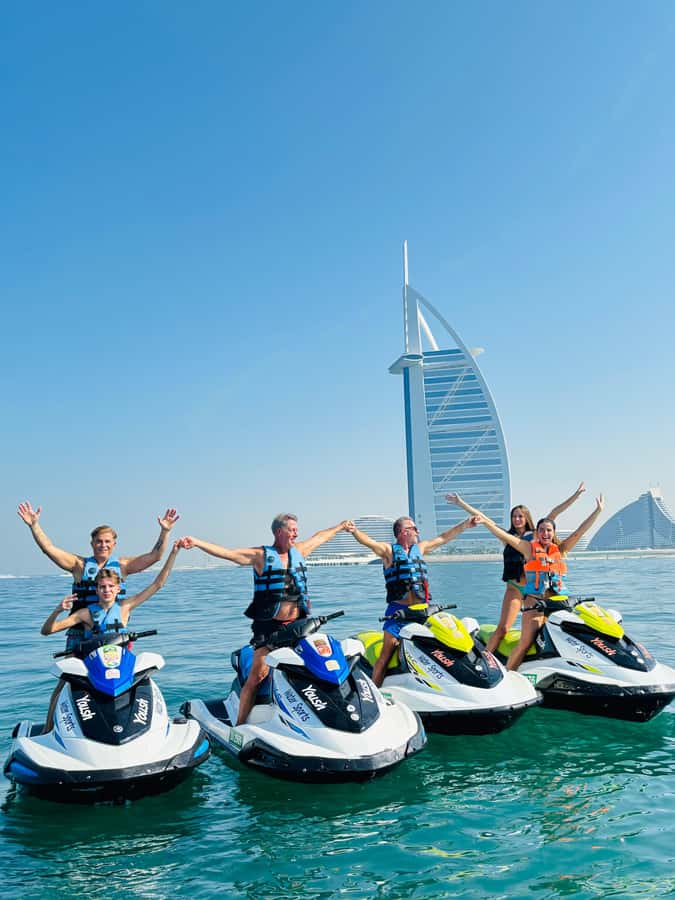 Dubai: Jet Ski Tour of Burj Al Arab with Photos - Timing, comfort, and the main drawbacks