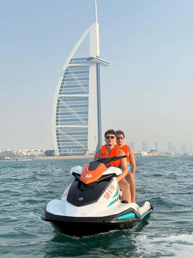 Dubai jet ski: visit the Burj al Arab and Atlantis with photos and videos - Should you book Sun & Fun Watersports?