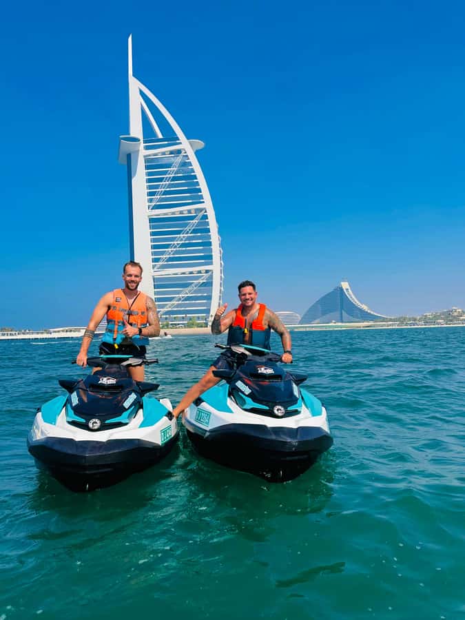 Dubai jet ski: visit the Burj al Arab and Atlantis with photos and videos - Practical tips before you book