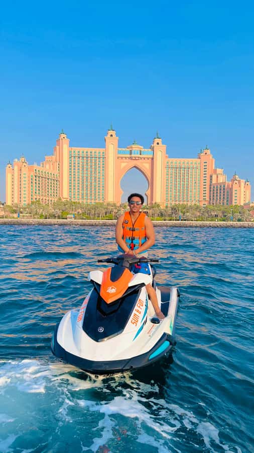 Dubai jet ski: visit the Burj al Arab and Atlantis with photos and videos - Who should book this jet ski tour?