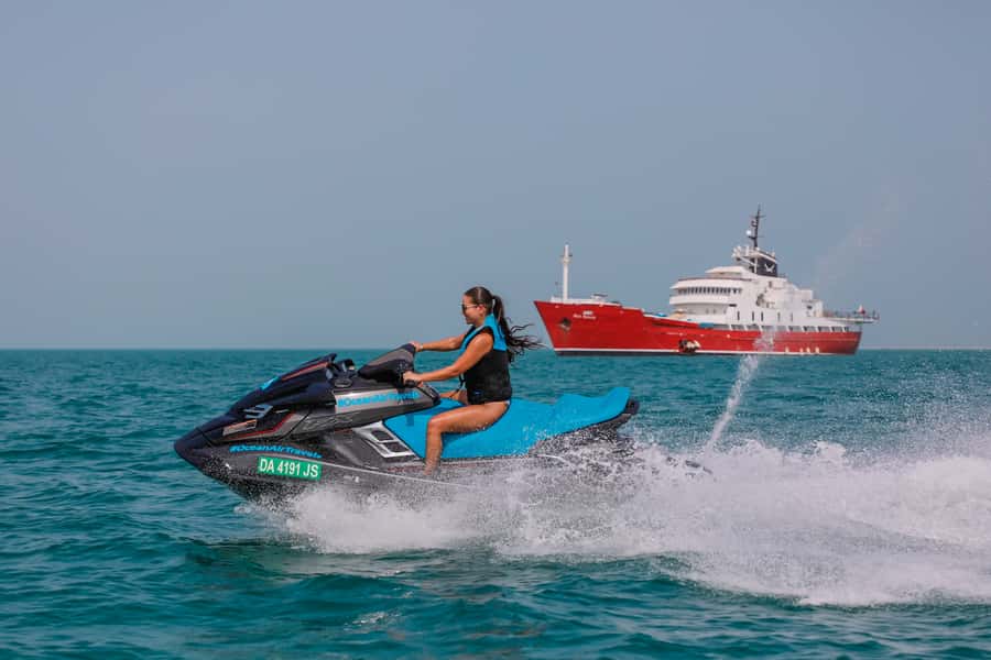 Dubai: Jetski, Burj Khalifa, Burj Al Arab, Juice, & Photos - Why this short Dubai jet ski ride works