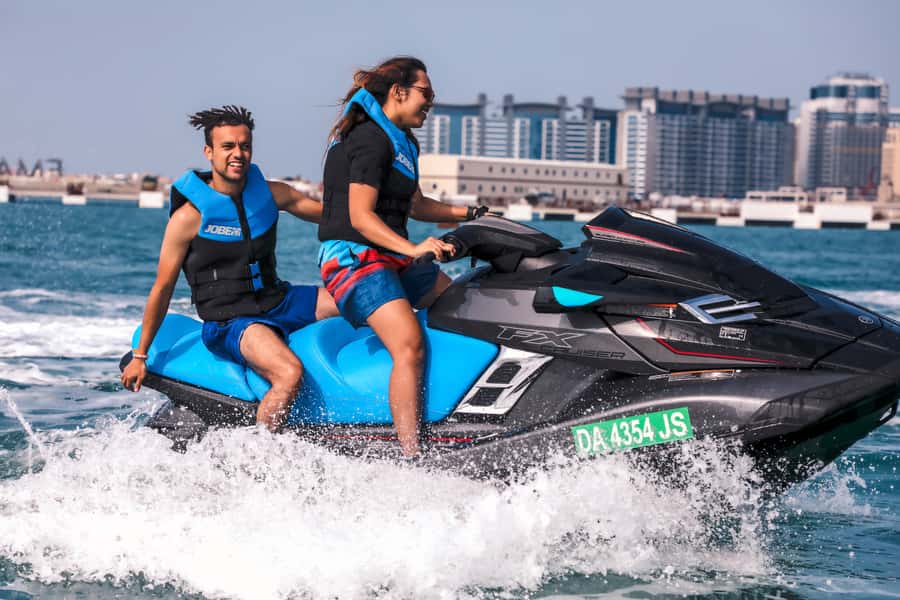 Dubai: Jetski Ride up to 2 People with Photos & Refreshments - Who will enjoy this most?
