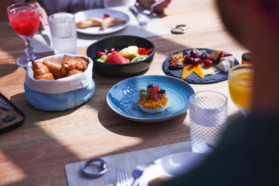 Dubai: Luxury Balloon Flight with Michelin-Curated Breakfast - Safety comes before the balloon rises