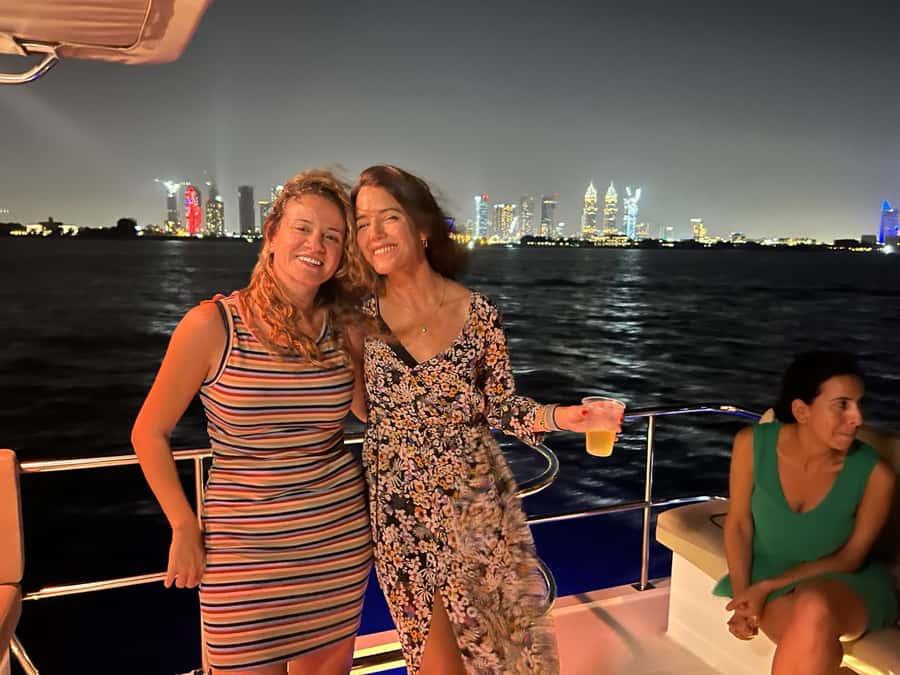 Dubai: Luxury Sightseeing Cruise with Food and Drinks - Is $55 a fair price?