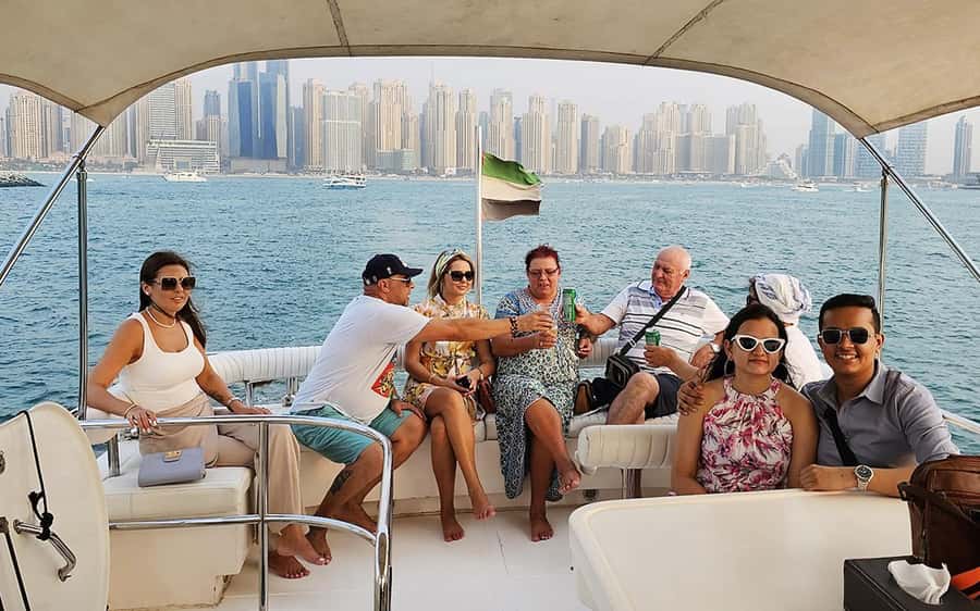 Dubai: Luxury Sunset Yacht Tour with Snacks and Drinks - JBR, Dubai Marina, and the best part of the ride