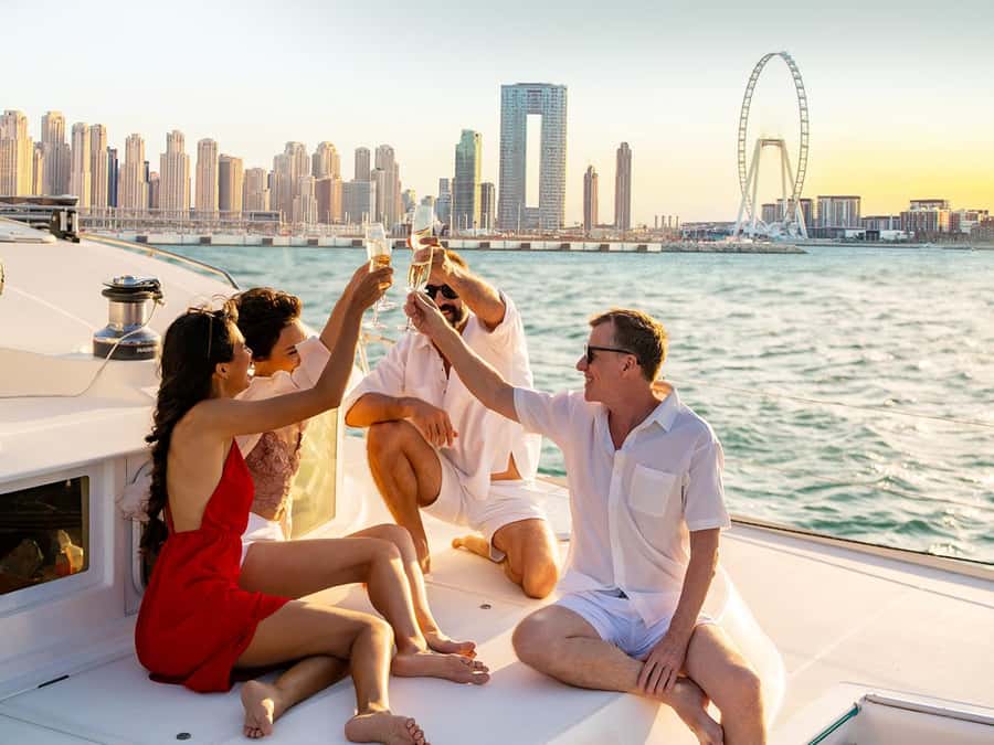 Dubai: Luxury Sunset Yacht Tour with Snacks and Drinks - From Dubai Harbour to the open sea