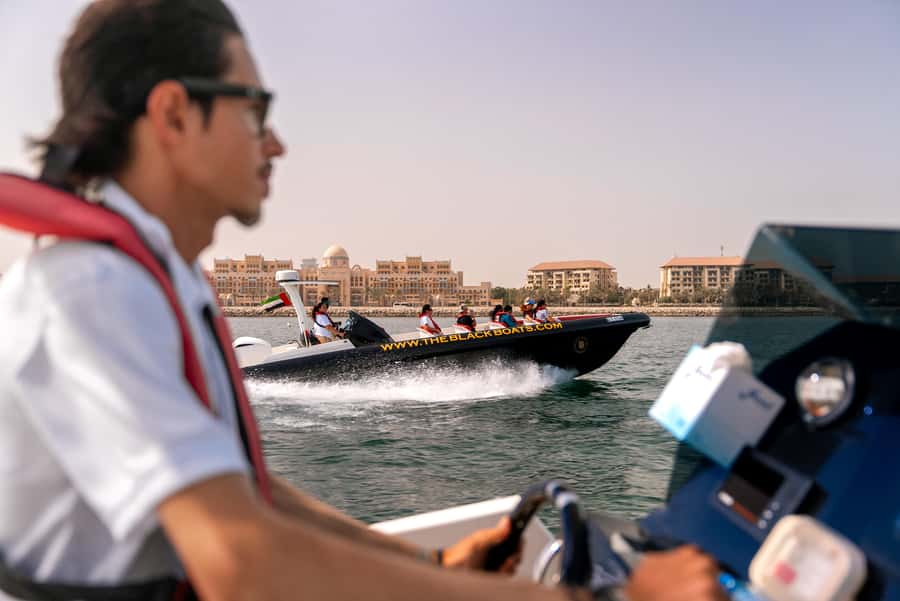 Dubai Marina: 1-Hour Luxury Sightseeing Speedboat Tour - Choosing the best departure time