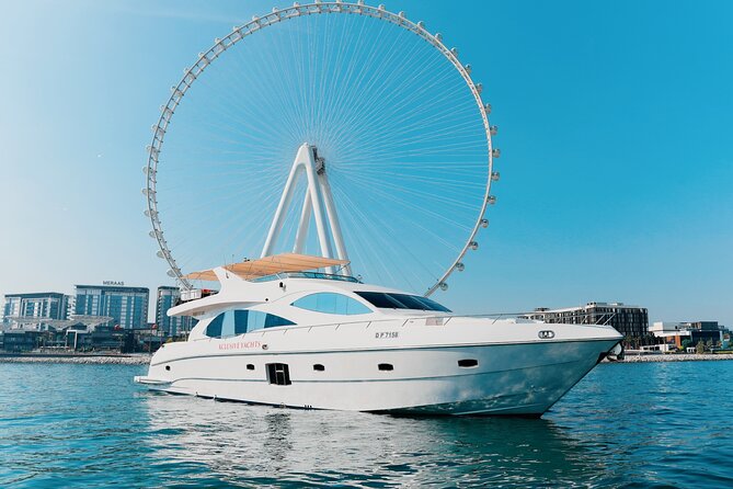 Dubai Marina 1hr Yacht tour with Drinks - Starting at Xclusive Yachts in Dubai Marina