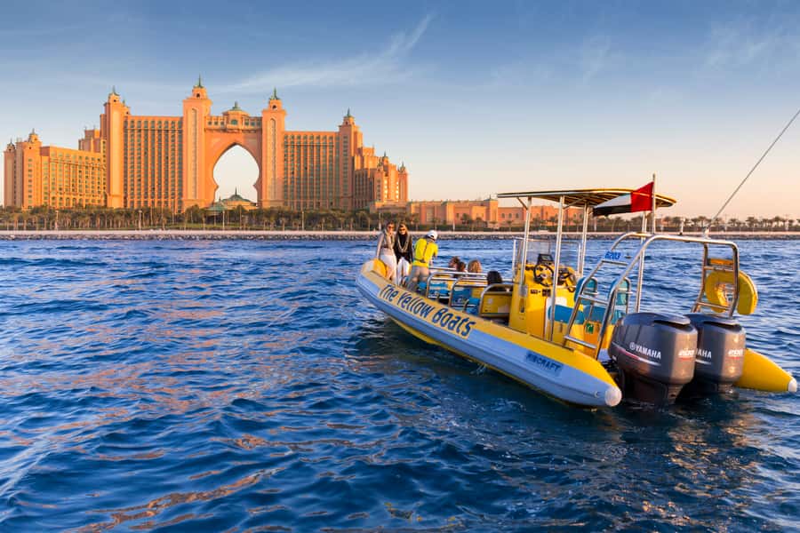Dubai Marina: Guided Sightseeing Tour by Speedboat - Key things to know before you book
