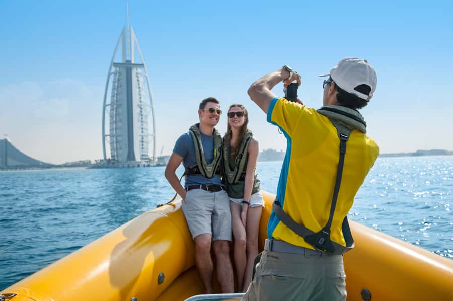 Dubai Marina: Guided Sightseeing Tour by Speedboat - Dubai Marina and the Yacht Club