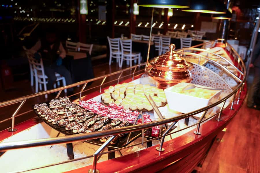 Dubai: Marina Luxury Dhow Dinner Cruise - What you see during the two-hour route