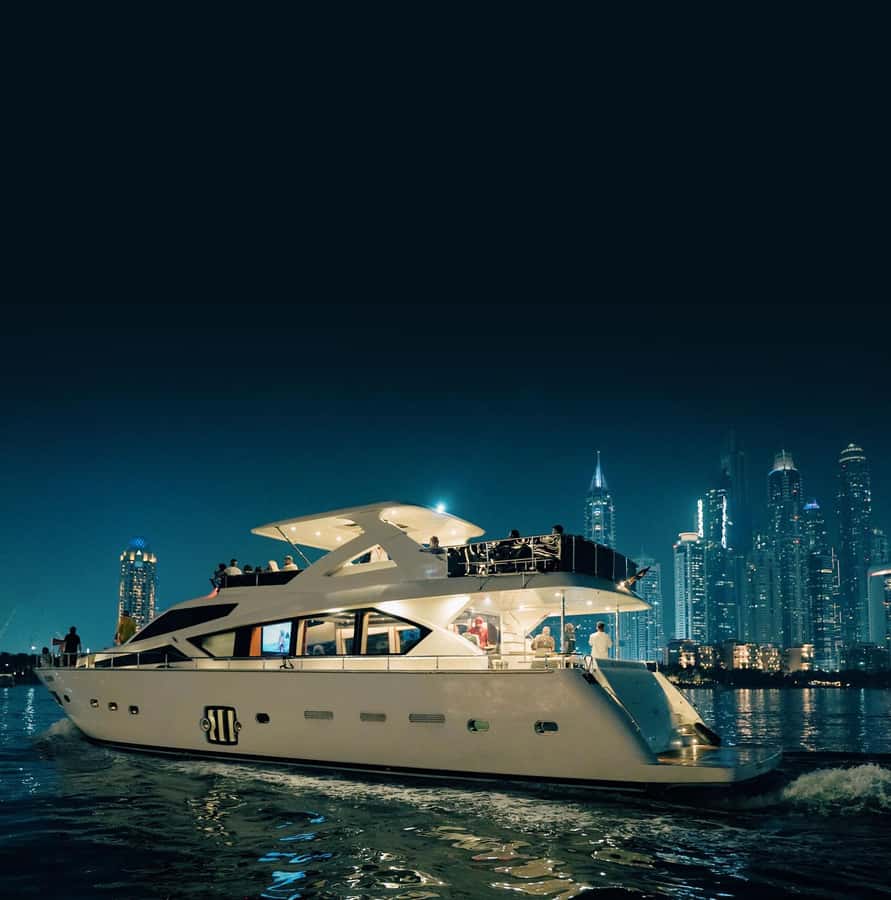 Dubai Marina: Luxury Yacht Tour with Breakfast or BBQ Option - Open-air views and indoor comfort