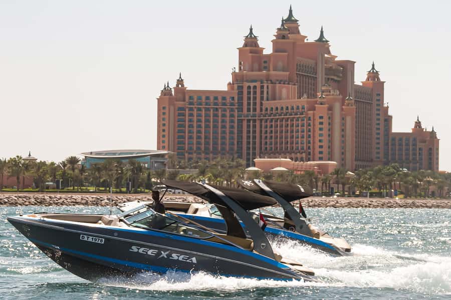 Dubai: Marina Private Boat Tour & Palm Jumeirah Sightseeing - Is $184 good value for your group?