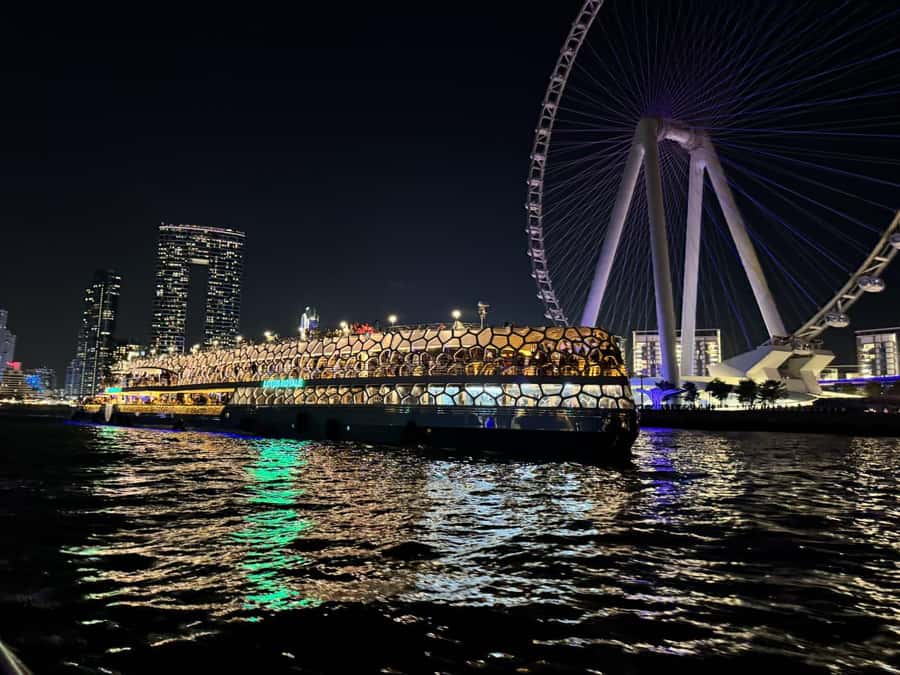 Dubai: Mega Yacht Dinner Cruise with Buffet - Boarding at Pier 7