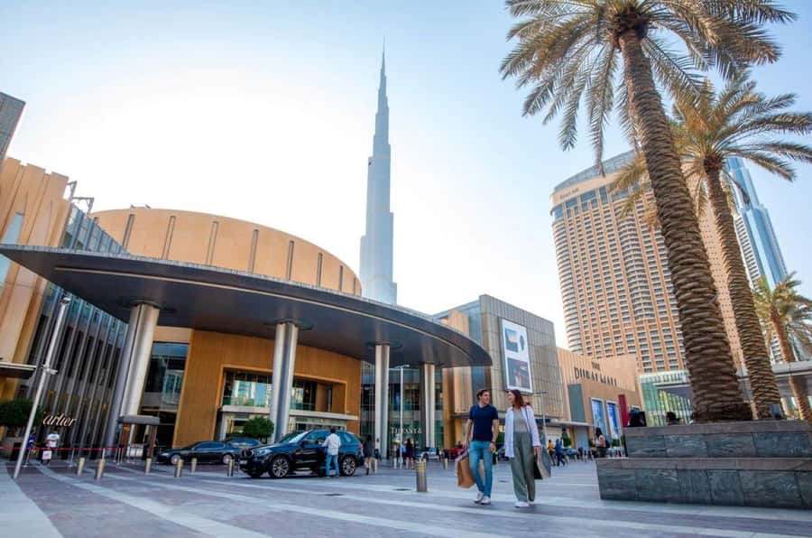 Dubai Modern Tour: Souq Madinat, Marina, Burj Khalifa stop - Palm Jumeirah, Atlantis, and the included monorail