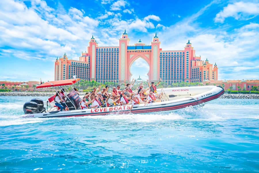 Dubai - New Year's Eve Fireworks show on a Speedboat - Rough water, spray, and personal comfort