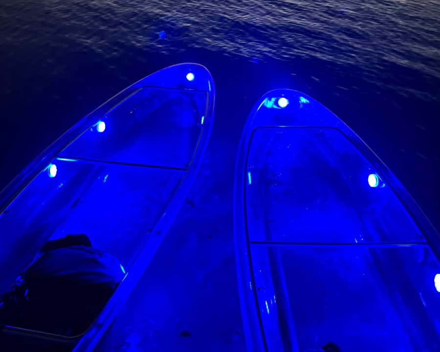 Dubai: Night Kayaking Tour - The Burj Khalifa from the water