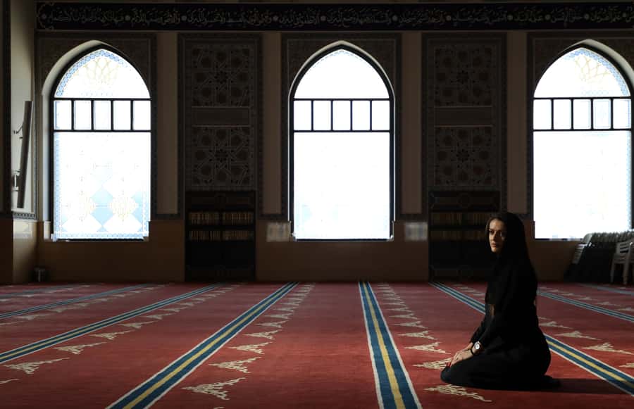 Dubai: Old & Modern Guided Half-Day City Tour - The Blue Mosque and a respectful cultural stop