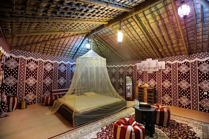 Dubai Overnight Desert Safari, BBQ & Stargazing at Al Khayma Camp - An evening of food, dress, and stage shows