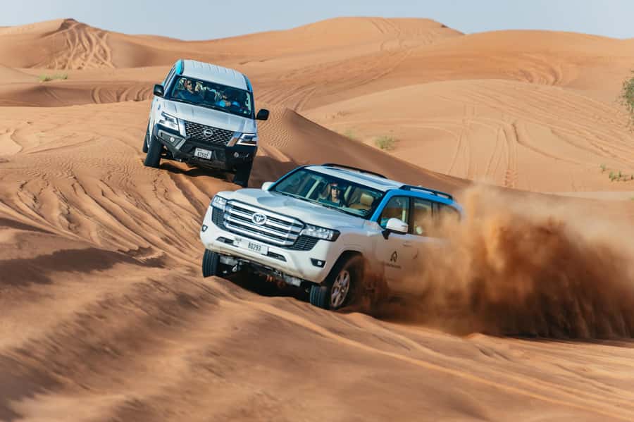 Dubai: Overnight Safari, Dinner, Stargazing & Al Khayma Camp - Sunrise camel ride and Arabian breakfast
