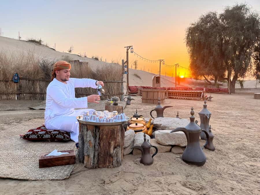 Dubai: Overnight Safari with Luxury Dome Stay & Stargazing - From Dubai towers to Al Marmoom dunes