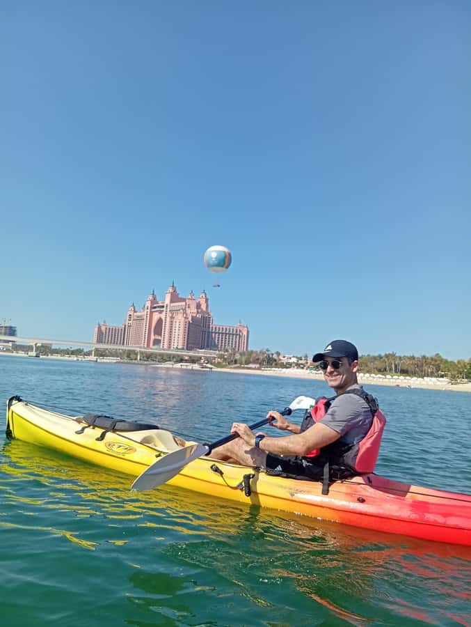 Dubai: Palm Jumeirah Guided Kayaking Tour - Meeting at Sofitel’s east crescent beach
