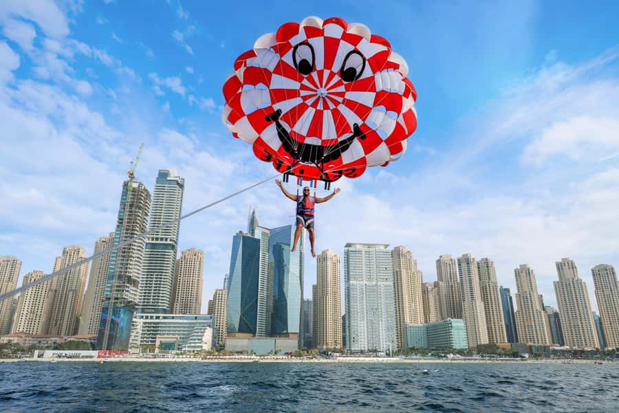 Dubai: Palm View and JBR View Parasailing Experience - Practical tips for a smoother outing