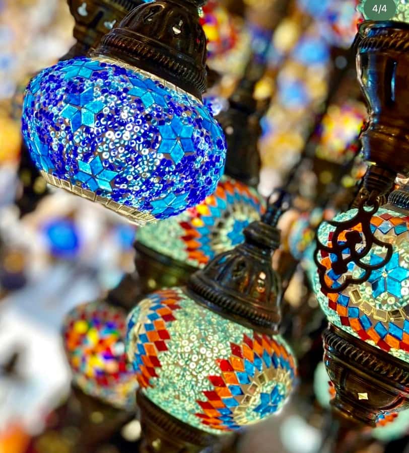 Dubai: Premium Old Town, Street Food, Souks & Boat Ride Tour - Al Souq Al Kabeer and the Creek Crossing
