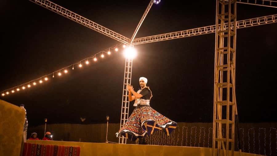 Dubai: Premium Red Dune Safari with Sandboarding & BBQ - Key points at a glance
