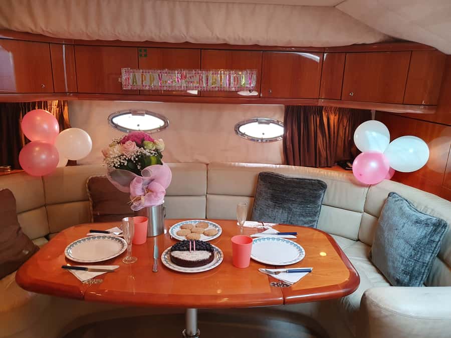 Dubai: Private Boat Cruise from Dubai Marina up to 12 people - Is $140 good value for your group?