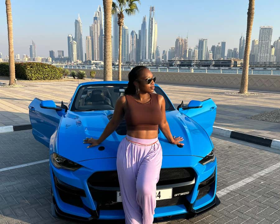 Dubai: Private City Sights Tour in a Cabriolet Convertible - Palm Jumeirah and the view toward Atlantis