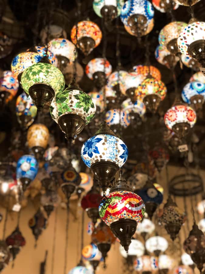 Dubai:Private Frame Entry, Mosque, Souks, Tastings& transfer - Private transport, changing drivers, and timing