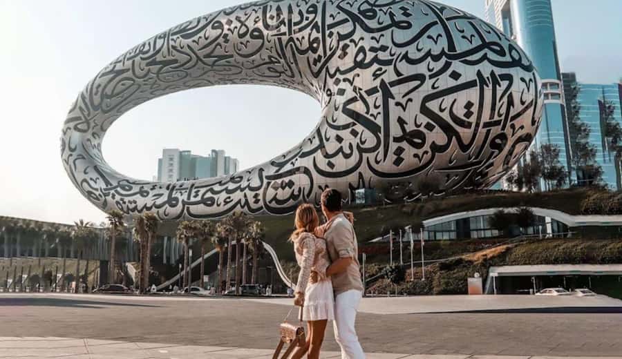Dubai: Private Guided City Tour and Dubai Frame Entry Ticket - A private vehicle makes a packed route easier