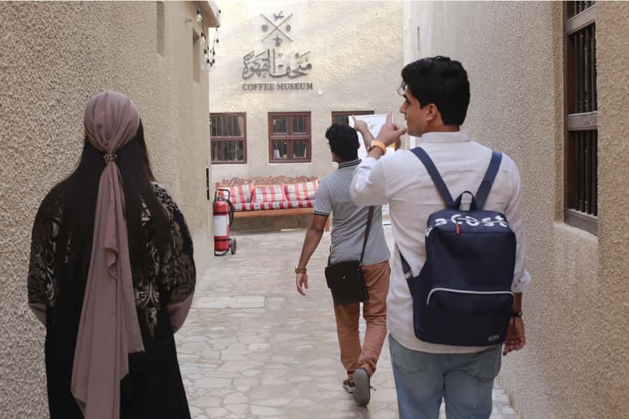 Dubai: Private Layover Tour with Choice of Duration - Abra crossing and Al Fahidi