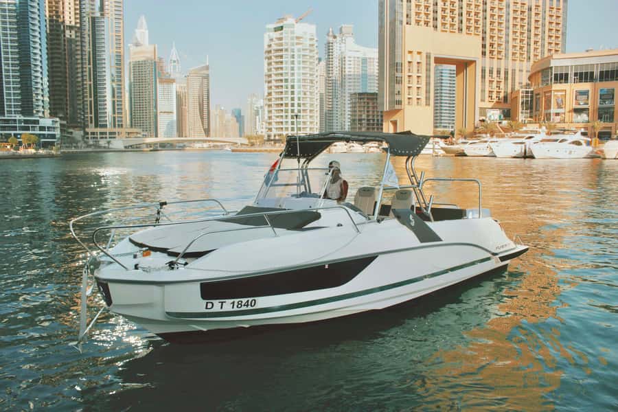 Dubai: Private Sea Escape Cruise - Swim, Tan & Sightsee - JBR and Dubai Eye bring the big photo moments