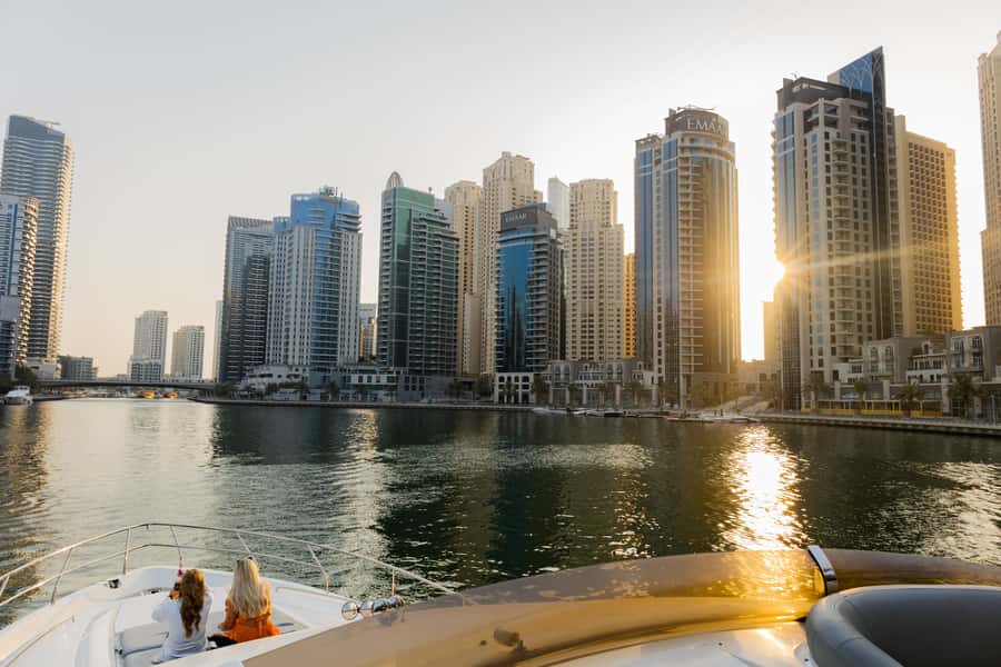 Dubai: Private VIP Luxury Yacht Tour with BBQ & Drinks - Bluewaters Island and Ain Dubai photo views
